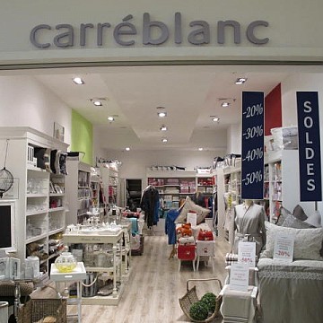 104_Carre_Blanc.jpg