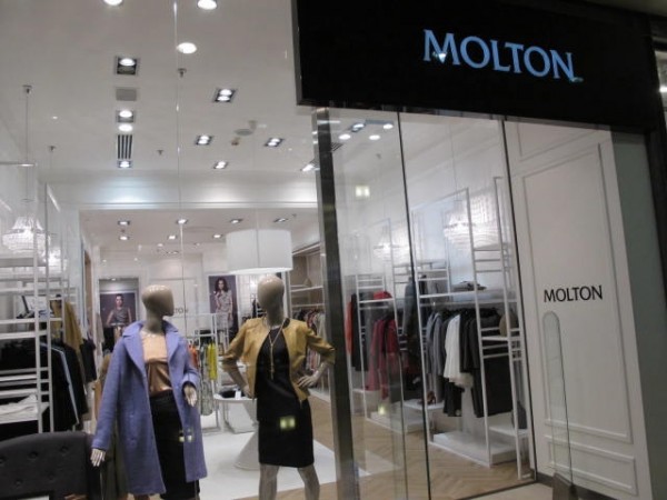 142_Molton.jpg